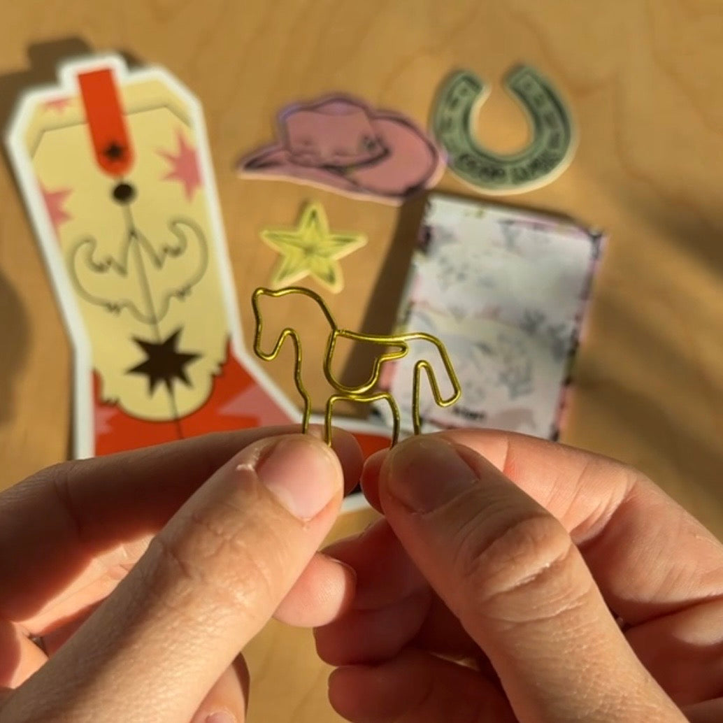 10 horse paper clips  — the post club by klari ✰ edition "Wild West Post"