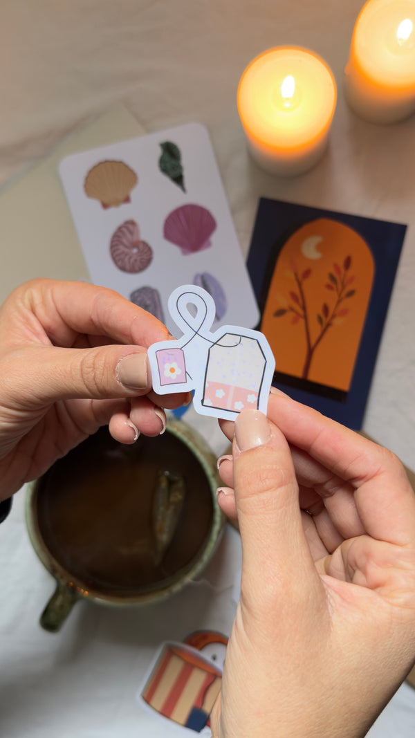 cute tea bag sticker - the post club ✰ by klari edition "Golden Leaves & a Cup of Tea"